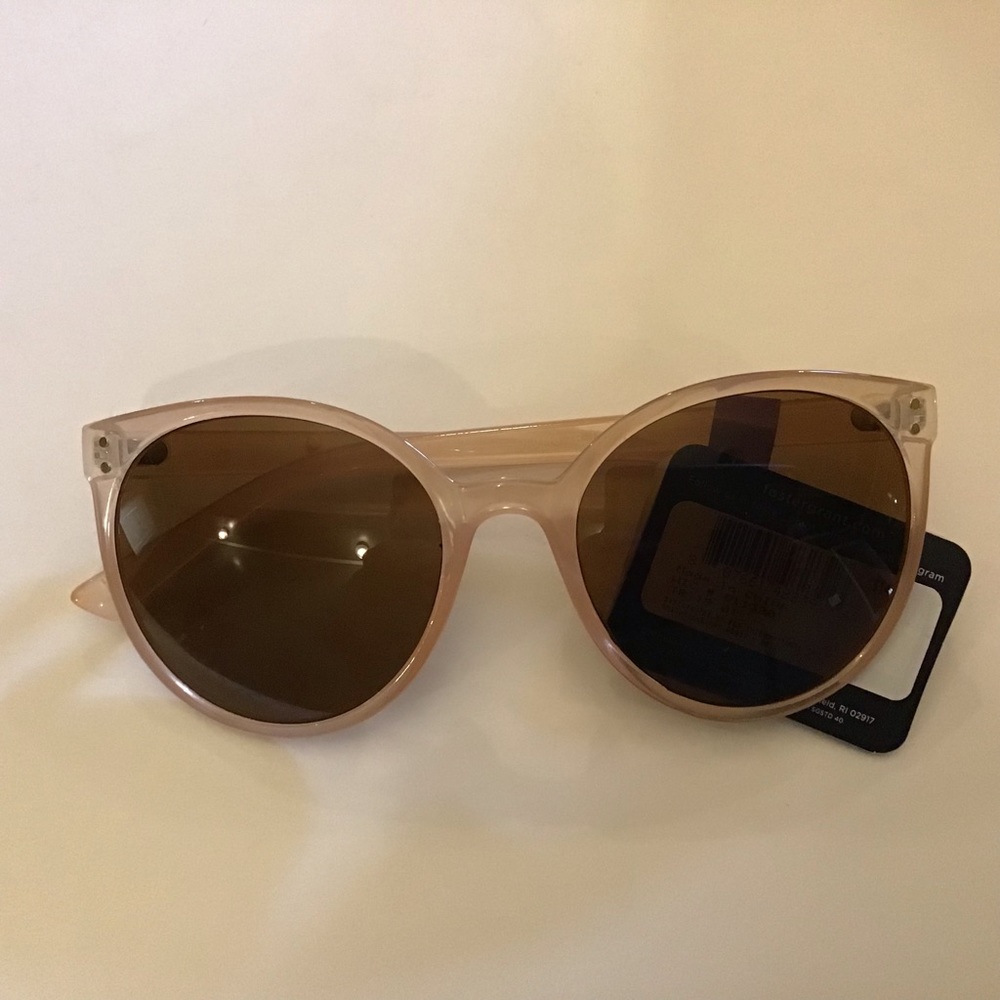 Women’s Foster Grant Sunglasses